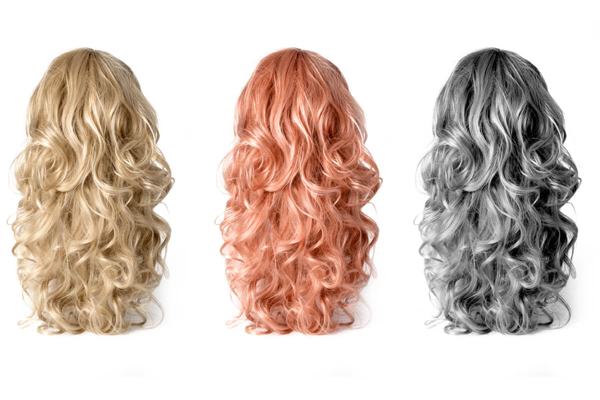 why do synthetic wigs get frizzy