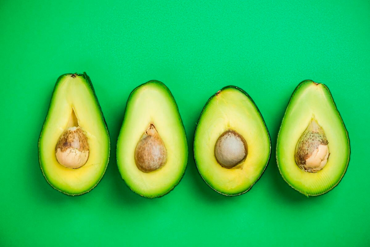 avocado and olive oil frizzy hair