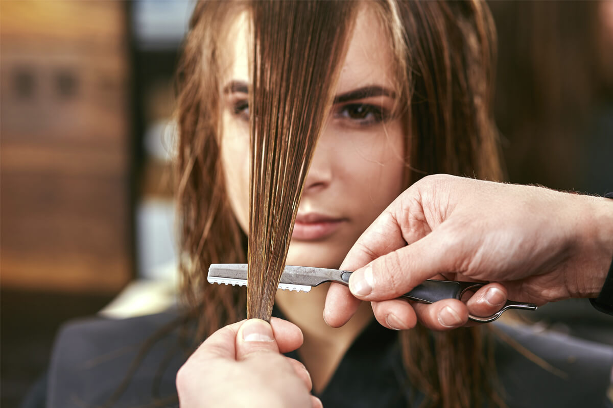 is it ok to razor your split ends
