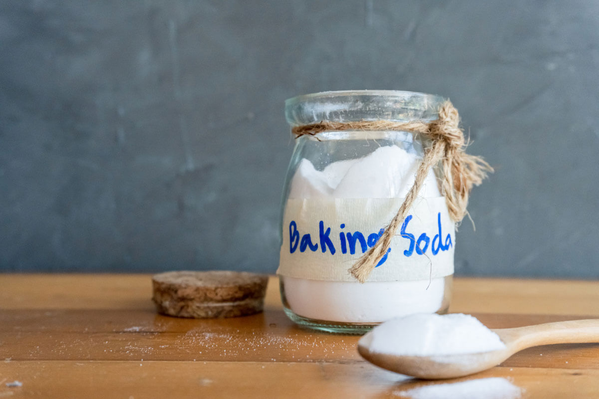 baking soda can strip dye and toner baking-soda-toner-remover