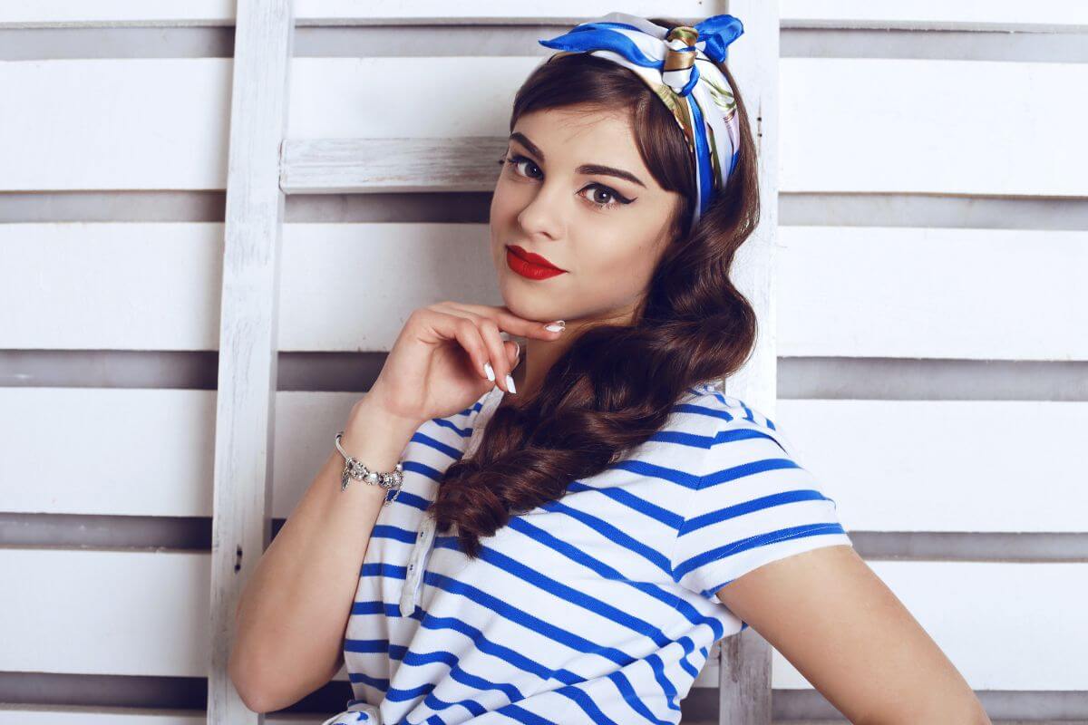 Accessories are great for distracting from hair loss and hair damage that are visible