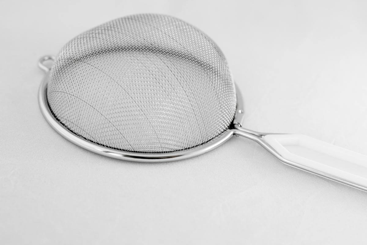 air drying hair with a strainer techinique