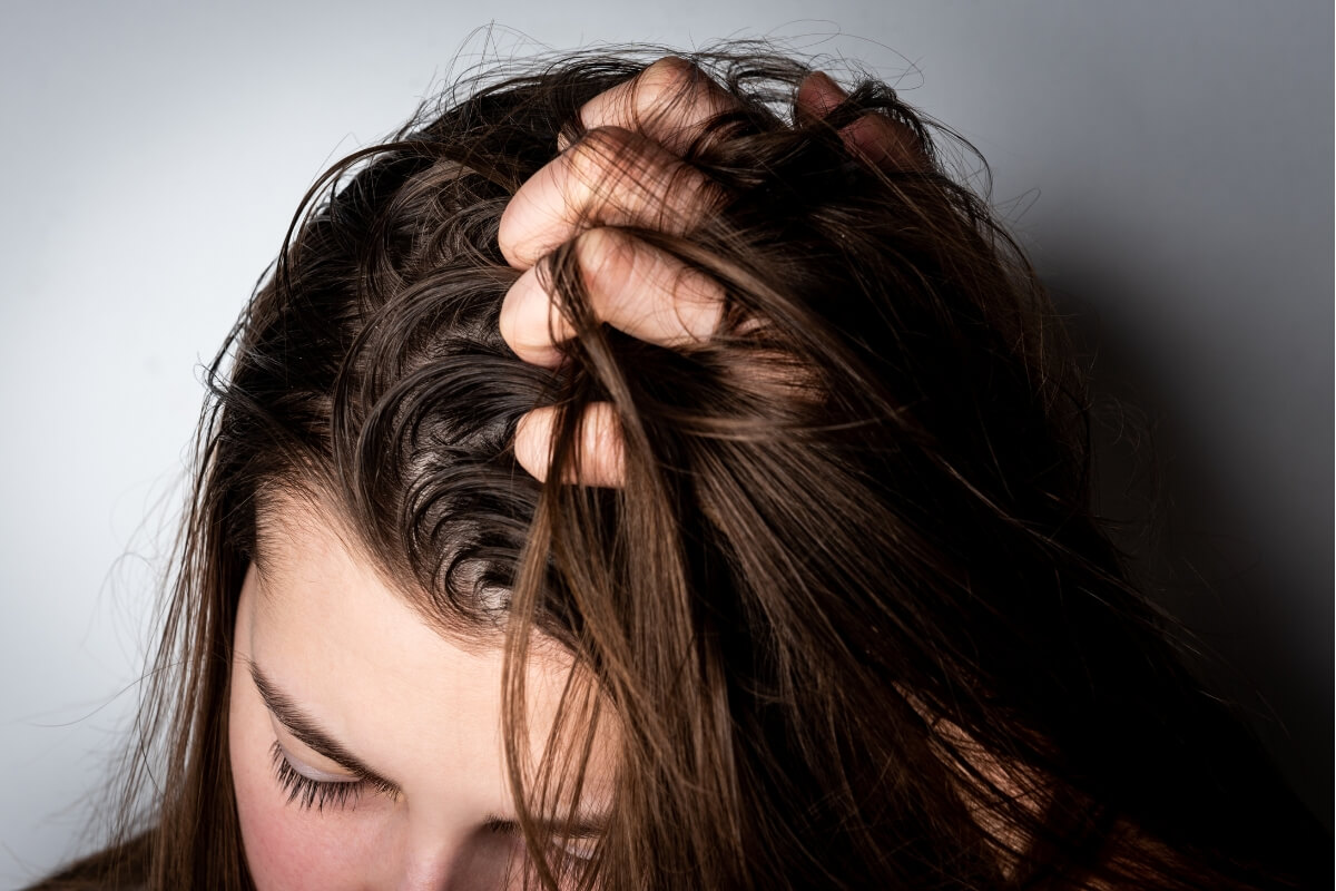 is clarifying shampoo good for oily hair