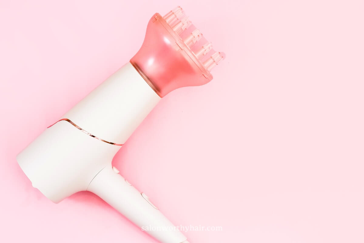 diffuser disperses airflow to keep hair soft for fluffy texture